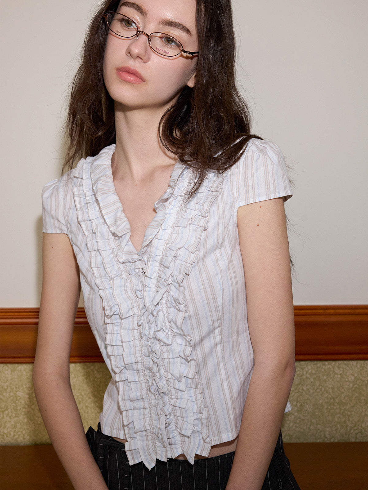 STRIPED RUFFLE SHORT SLEEVE SHIRT